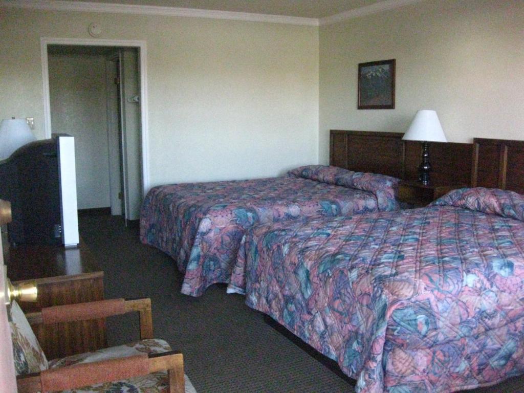 Desert Inn Motel Барстоу Номер фото